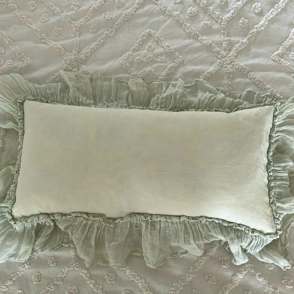Bella Notte Decorative Pillow